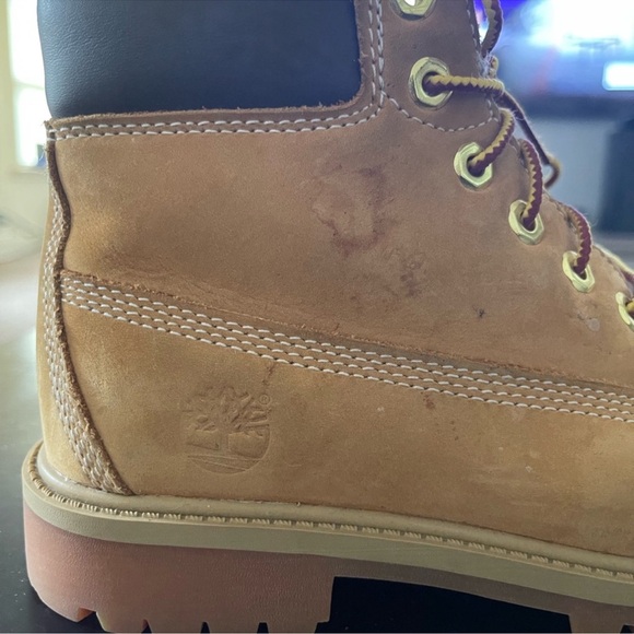 Timberlands - Picture 8 of 10